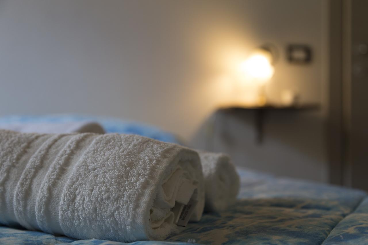 Bed and Breakfast Abbraccio del Carrubo Scicli Exterior foto