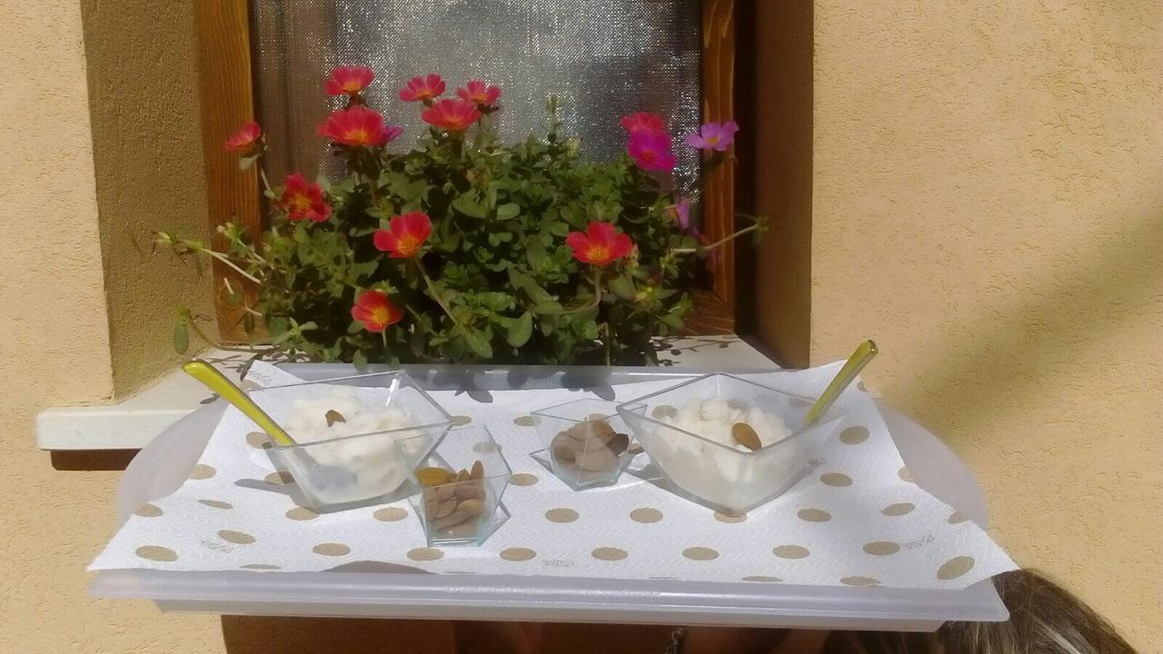 Bed and Breakfast Abbraccio del Carrubo Scicli Exterior foto
